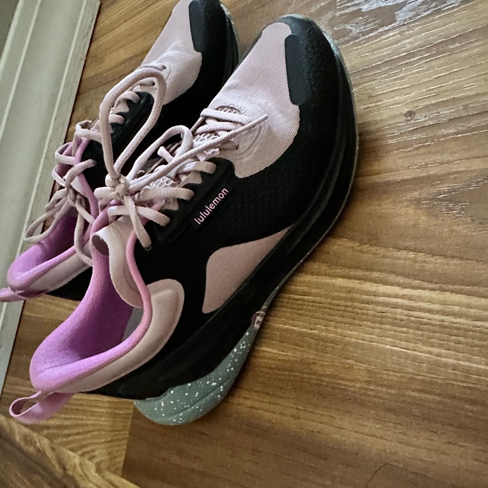 Lululemon shoes